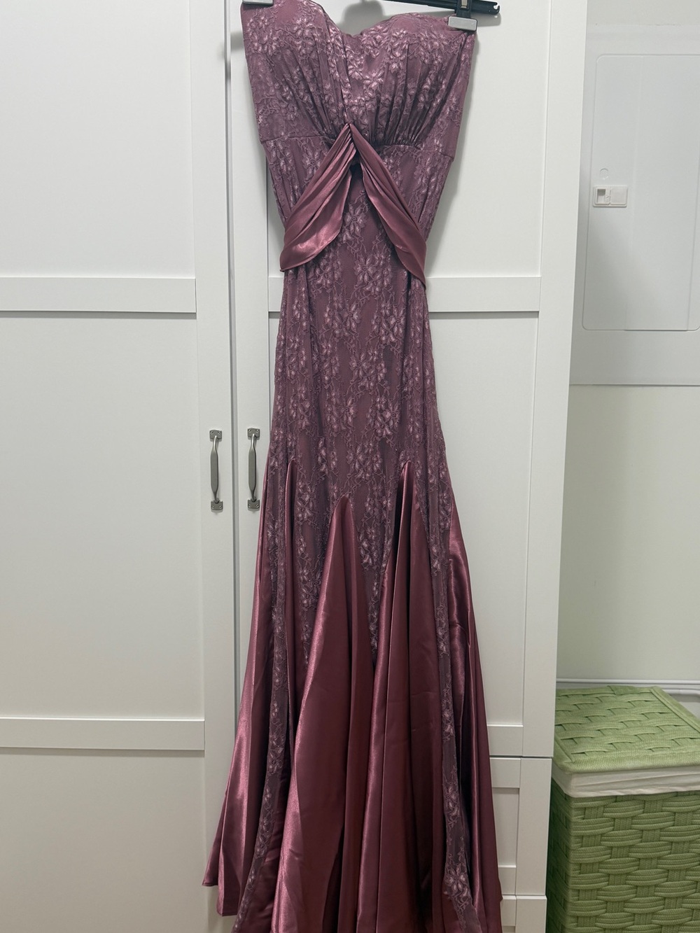 Strapless Lace & Satin Formal Prom Gown Dusty Rose Size S
